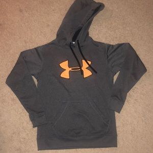 Under Armour Sweatshirt